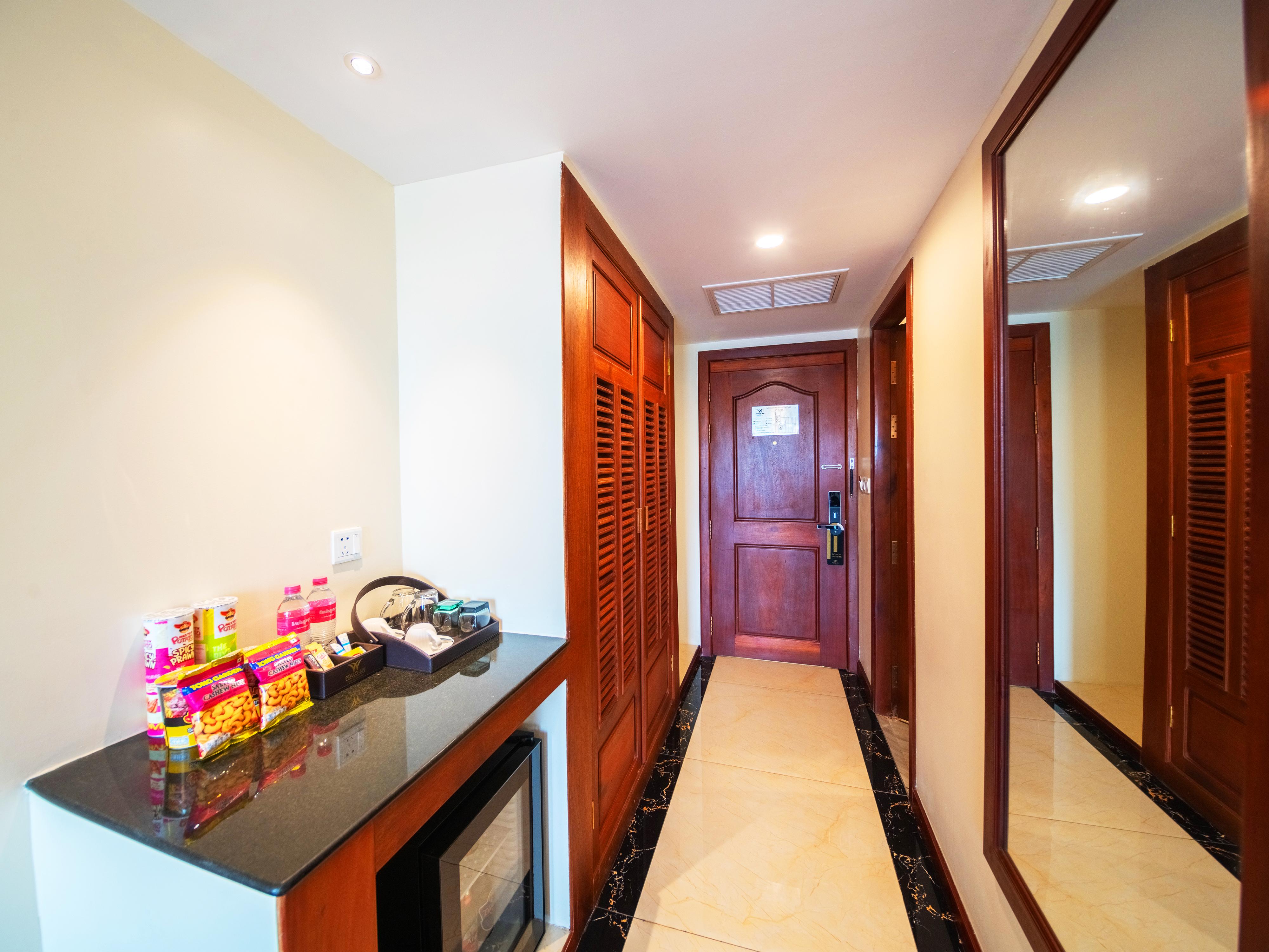 Poulo Wai Hotel & Apartment Phnom Penh Bagian luar foto