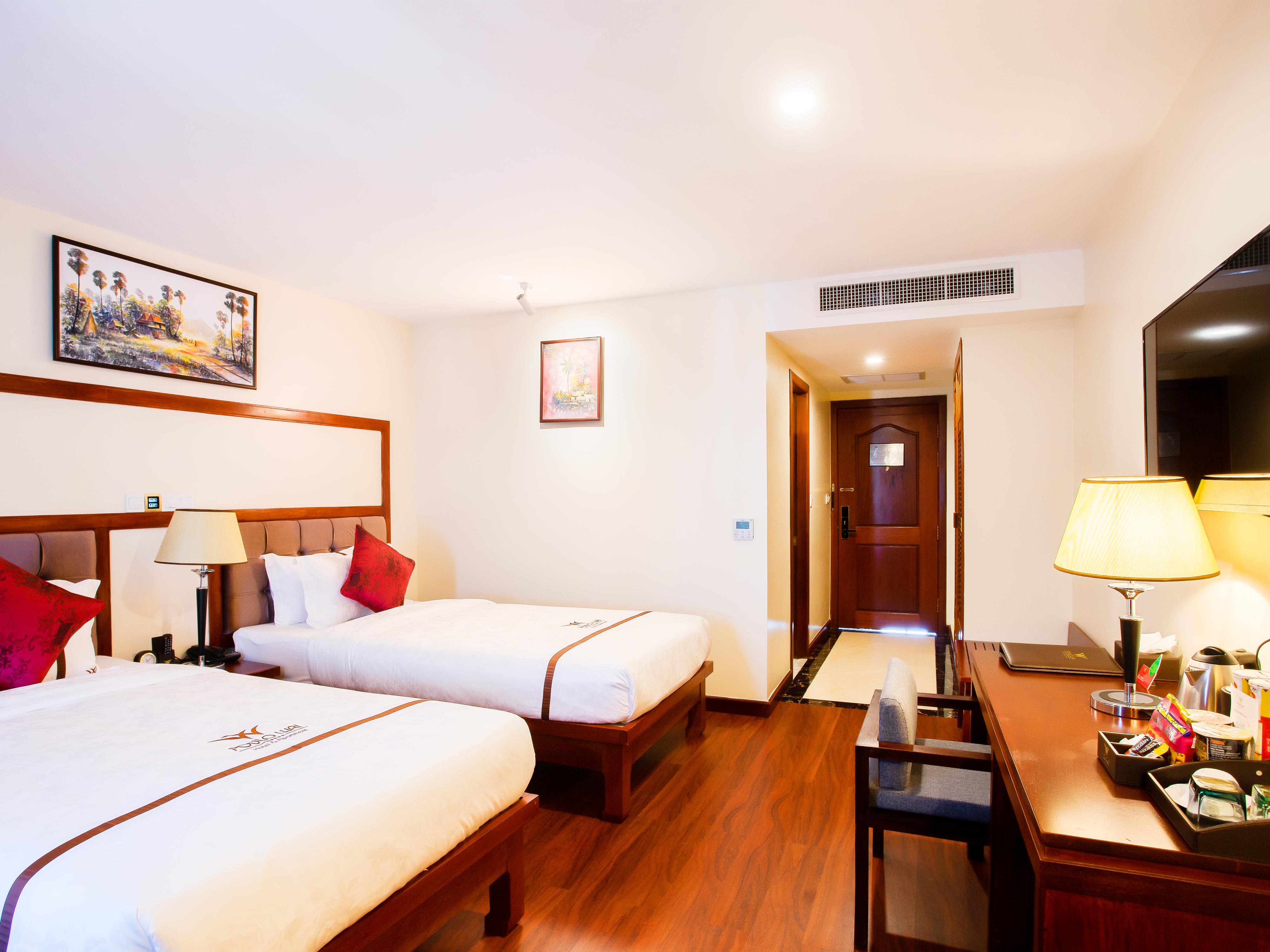 Poulo Wai Hotel & Apartment Phnom Penh Bagian luar foto