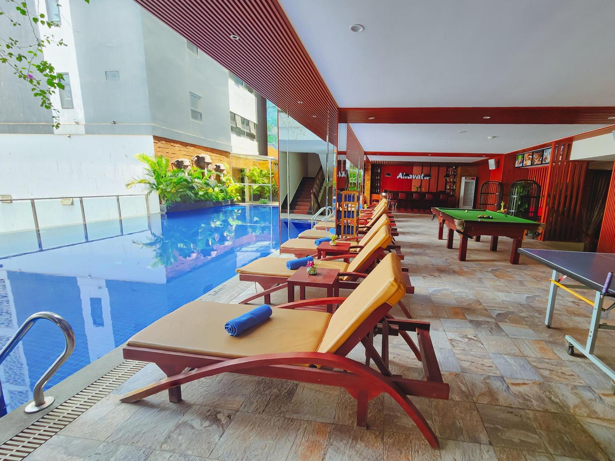 Poulo Wai Hotel & Apartment Phnom Penh Bagian luar foto